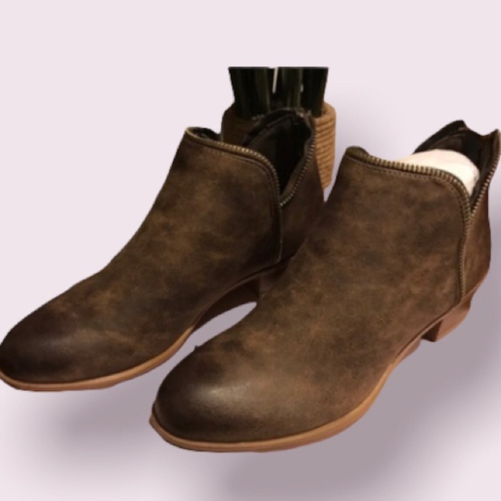 Just Fab Laurette Brown Booties with Side Zipper Size 7 - Never Worn